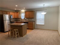 Building Photo - 1135 Redstone Ln