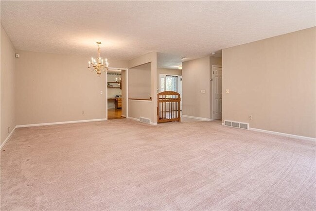 Building Photo - 94 Greenwood Park