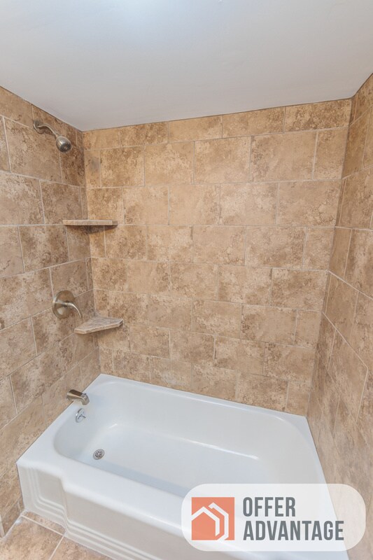 Building Photo - 18725 Neff Rd