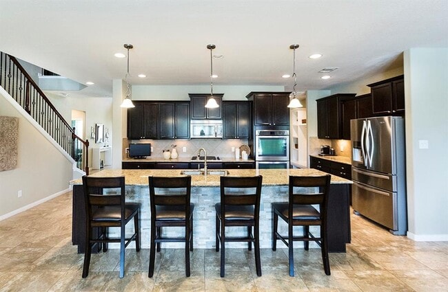 Building Photo - 25630 Foxrun Vista Dr