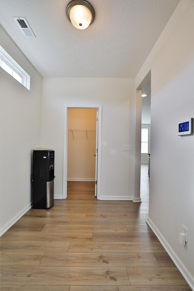 Building Photo - 12009 Landon Dr