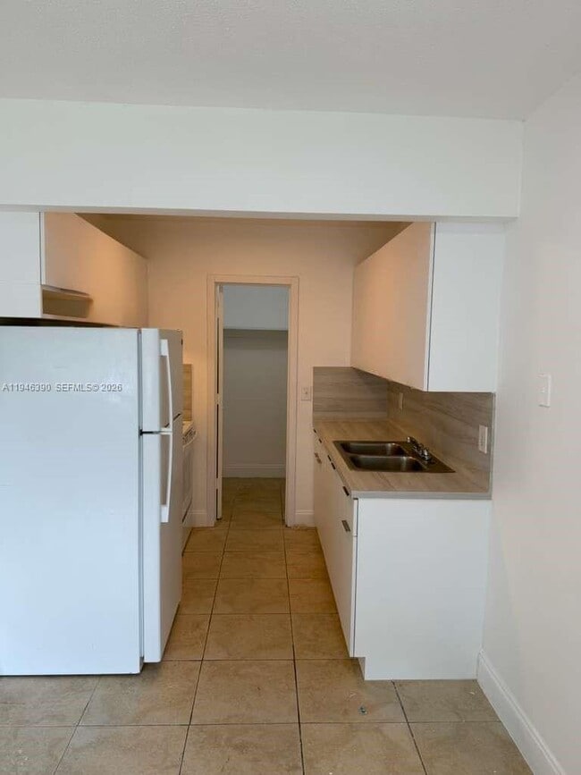 Building Photo - 831 NW 1st Ave