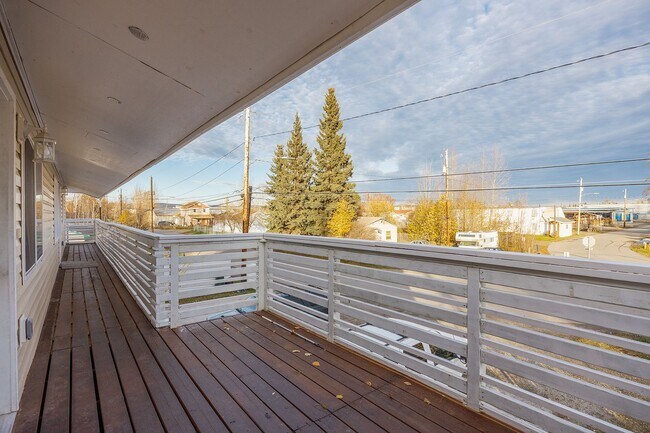 Building Photo - 2126 Rickert St