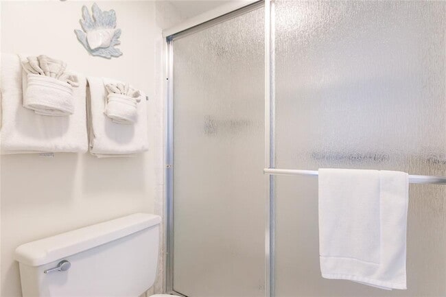 Building Photo - 1055 W Peppertree Dr