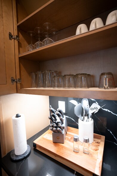 Building Photo - 2030 W Trade St