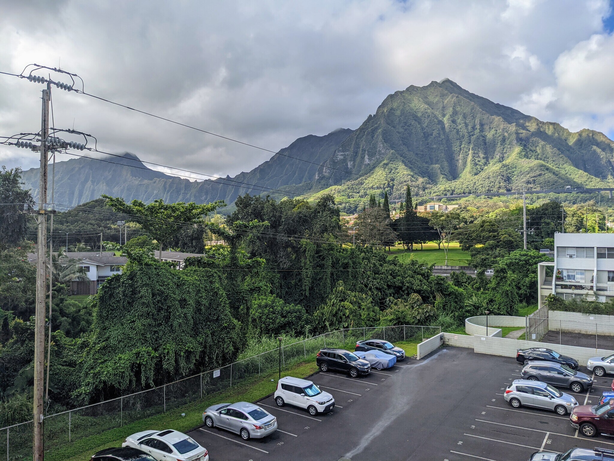 Building Photo - 46-270 Kahuhipa St