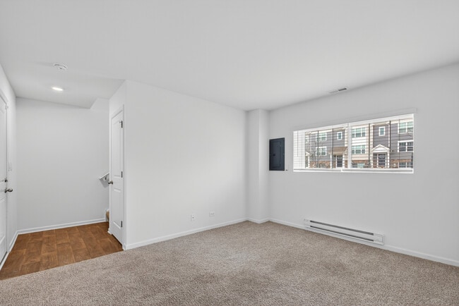 Building Photo - 3831 Currant Ln