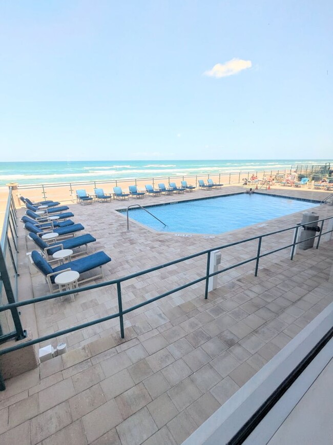 Building Photo - Ocean Front Fully Furnished