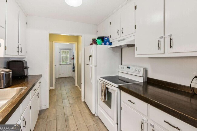 Building Photo - 125 St Andrews Ct