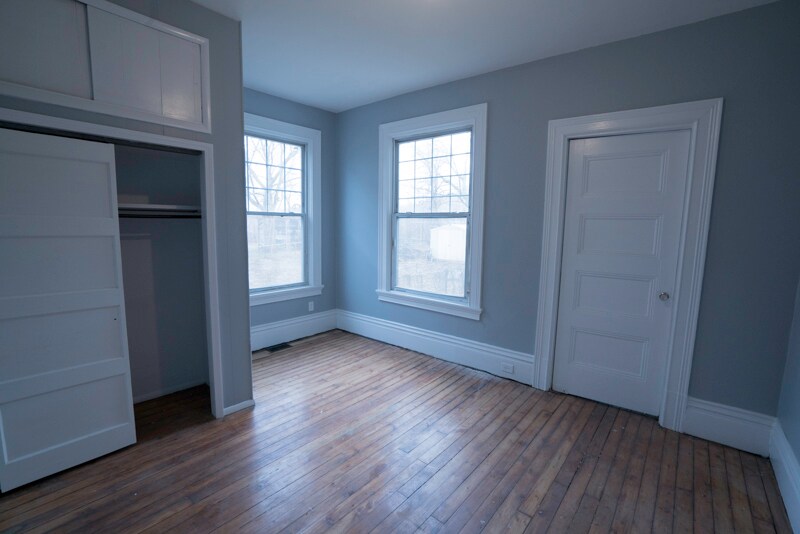 Building Photo - 658 Maple Ln