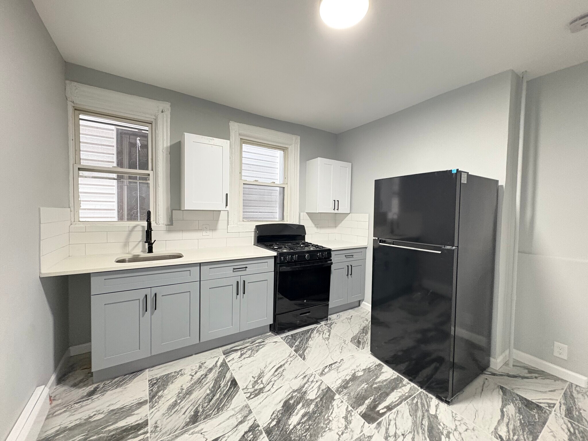 Unit 1 - 65 Hudson St