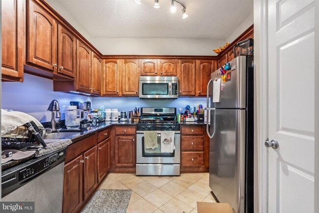 Building Photo - 14301 Grape Holly Grove