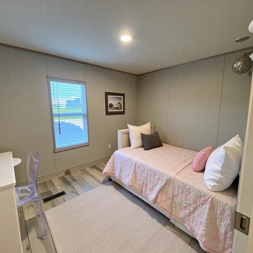 Building Photo - 2319 Greensburg Rd