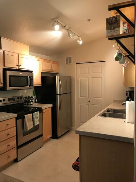 Beautiful kitchen with stainless steel appliances - 730 NW 185th Ave