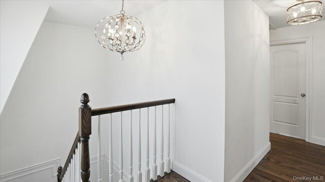 Building Photo - 27 Jeffrey Ln