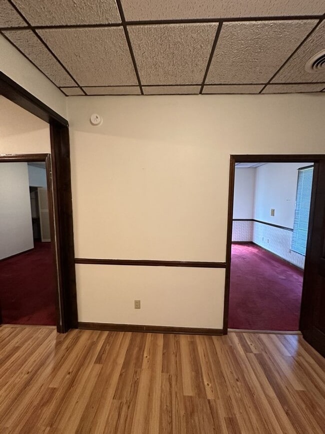 Building Photo - Charming, Light-Filled Retreat with Quiet Comfortable Living