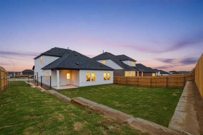 Building Photo - 4501 Bridal Veil Dr