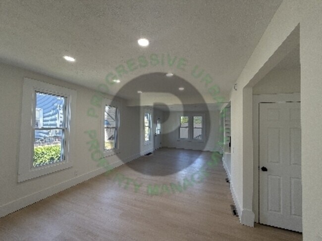 Building Photo - 1799 W 48th St