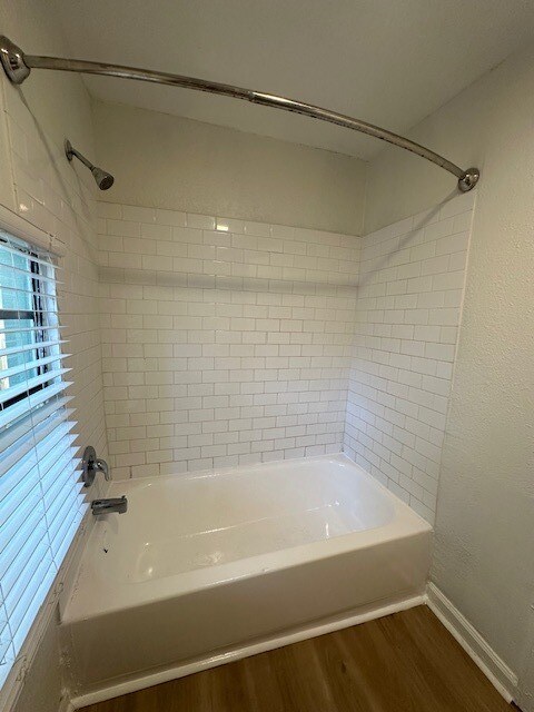 Building Photo - Renovated 3 Bedroom Home Near Riverside And Avondale