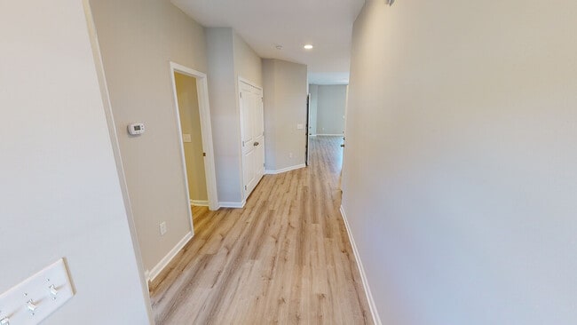 Building Photo - Wimbledon Village Cottages, Unit 12