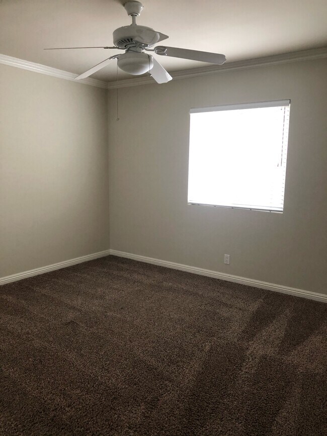 Building Photo - 243 W Alameda Ave