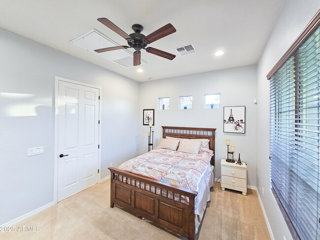 Building Photo - 5947 E Sienna Bouquet Pl