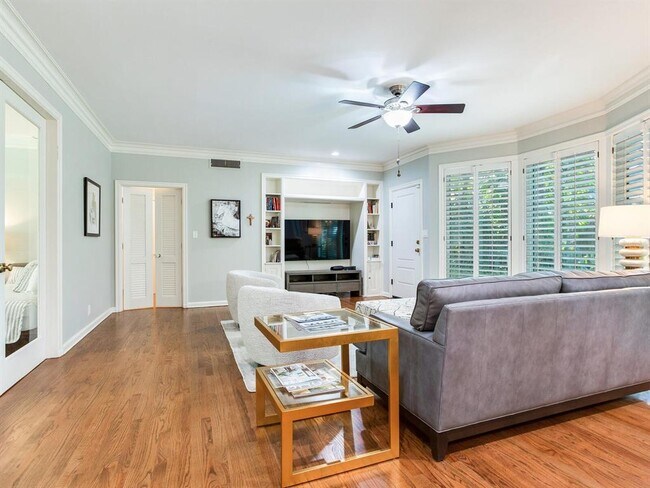 Building Photo - 3401 S Almeria Ave