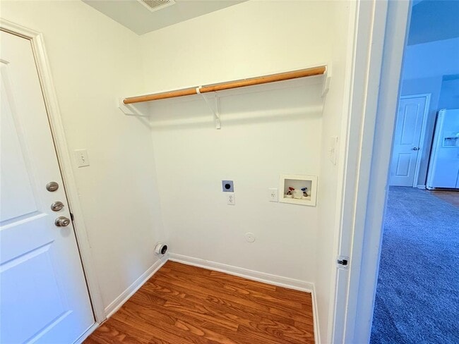 Building Photo - 29019 San Jacinto River Ct