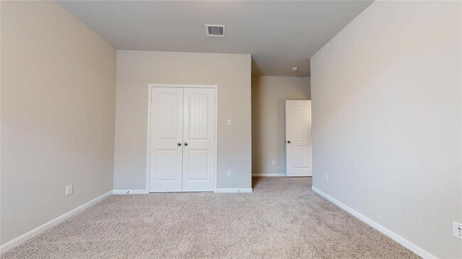 Building Photo - 5410 Wildbrush Dr