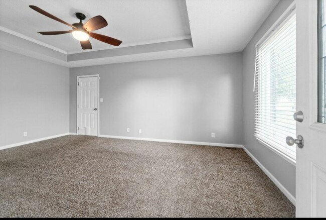 Building Photo - 3216 Tabby Dr