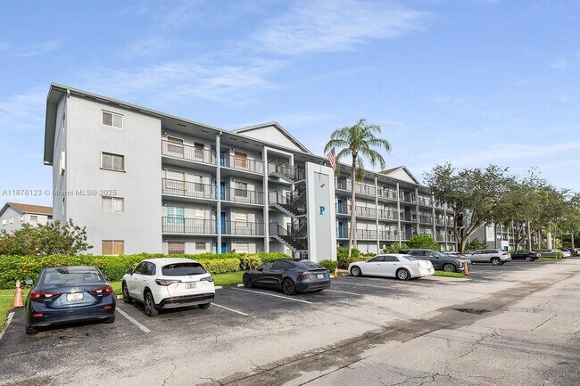 Building Photo - 650 SW 124th Terrace