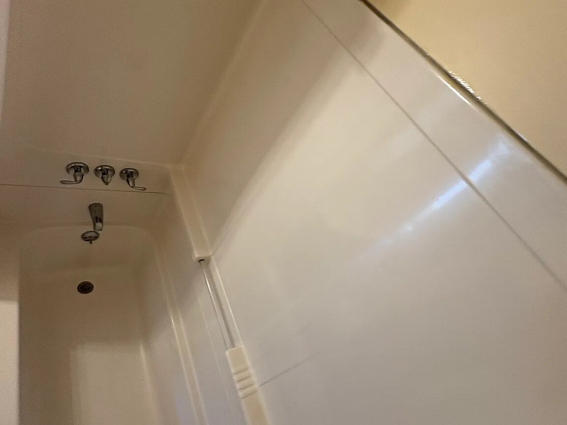 Building Photo - 144 Rumford St