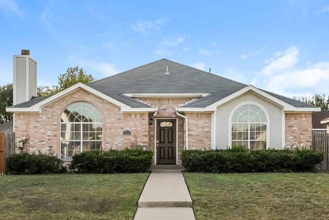 Building Photo - 1521 Becky Ln