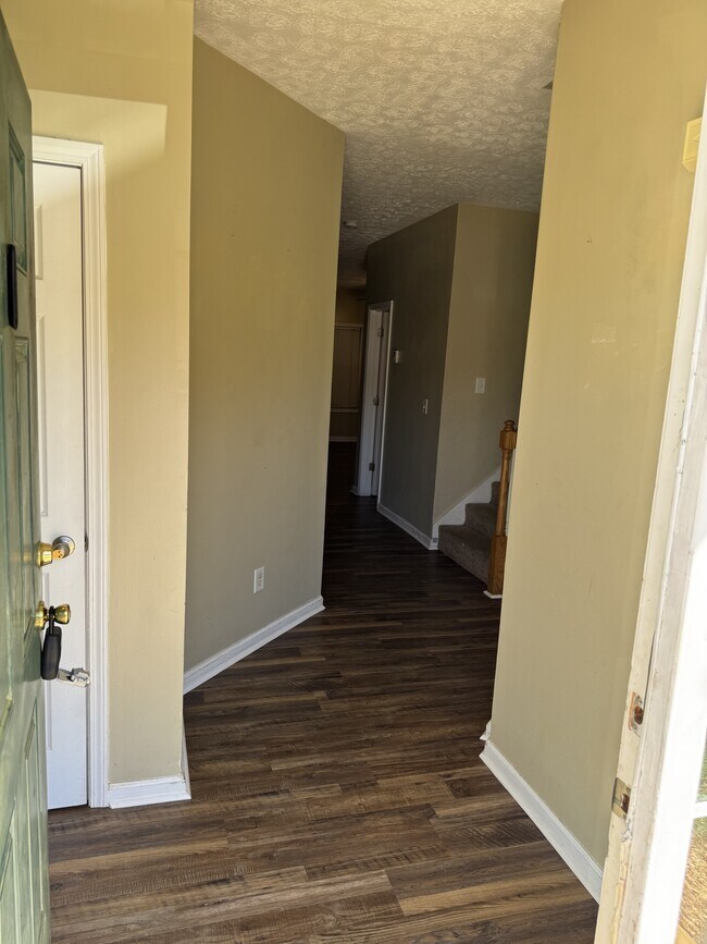 Building Photo - 255 Timber Wolf Trail