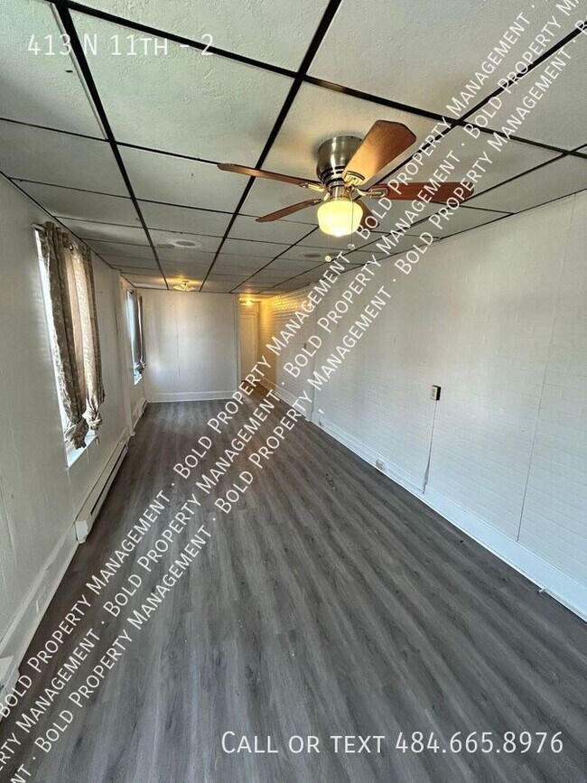 Building Photo - 413 N 11th-2