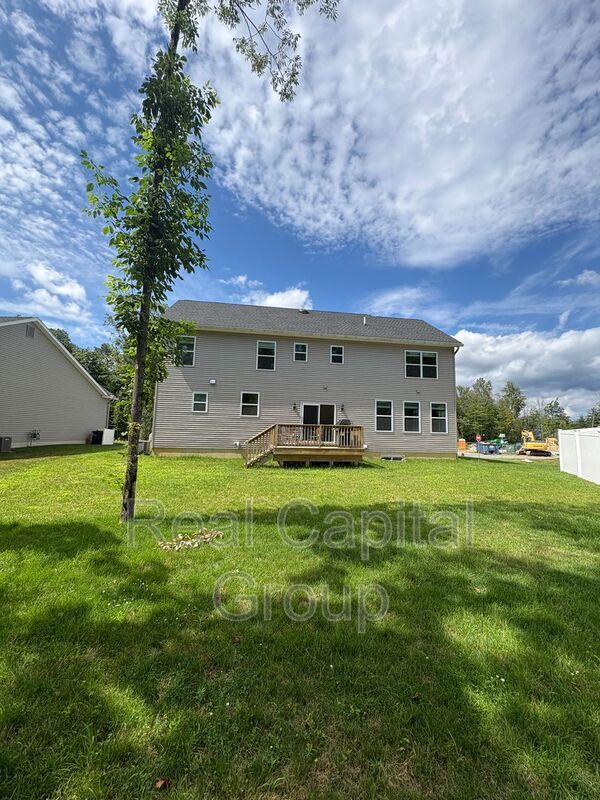Building Photo - 43 Timber Creek Dr