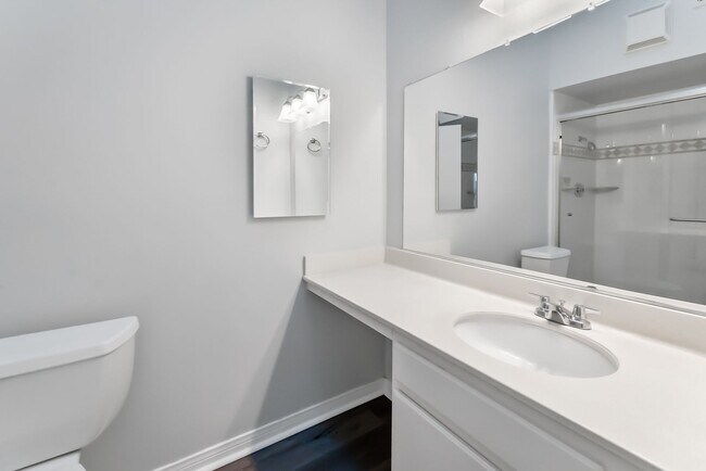 Building Photo - Charming 3 bedroom, 2 bathroom home in Hun...