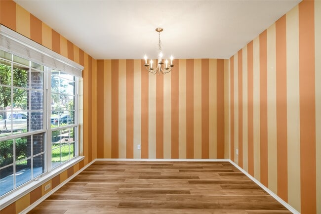 Building Photo - 9223 Carlin Bend Ln