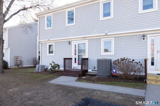 Building Photo - 41 Mallard Cove Rd