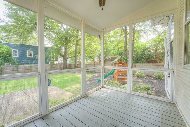 Building Photo - JULY MOVE IN SPECIAL - 1/2 OFF FIRST MONTH...