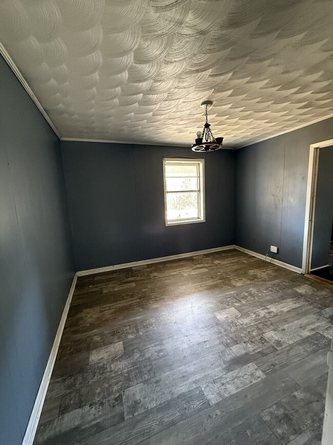 Building Photo - 1531 MS-9