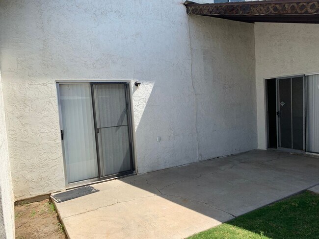 Building Photo - 2624 Kilcarey Ct