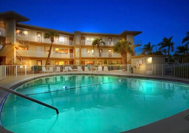 Building Photo - 3600 N Ocean Dr