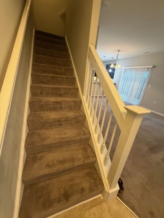 Building Photo - 1609 Apsley Ct