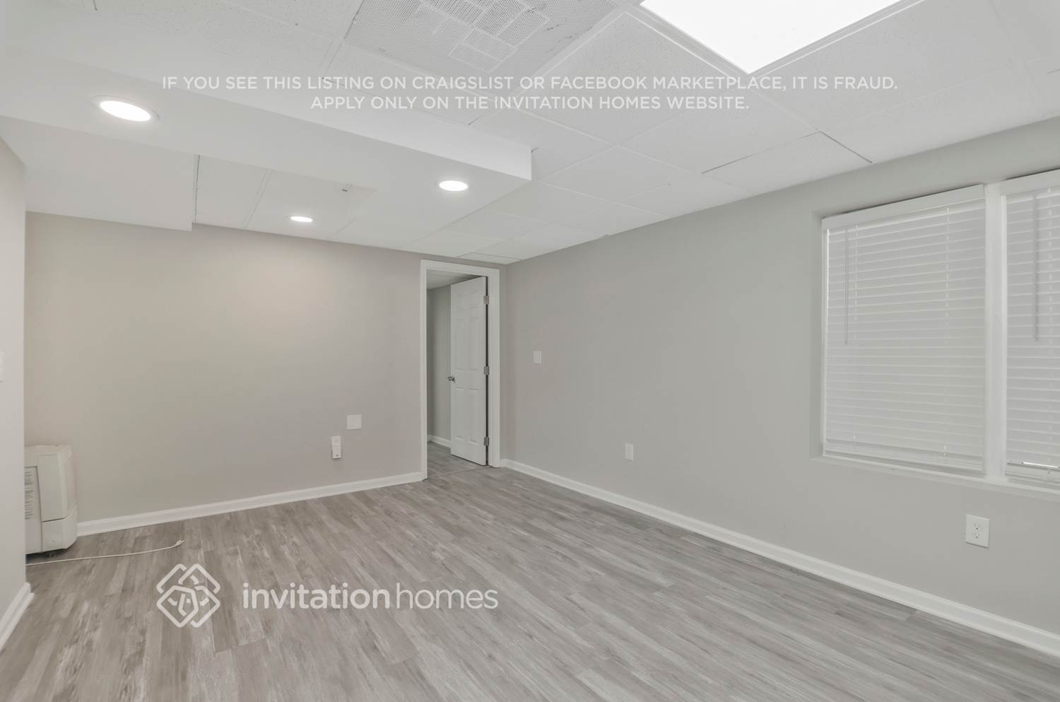 Building Photo - 1301 Oak Arbour Ave