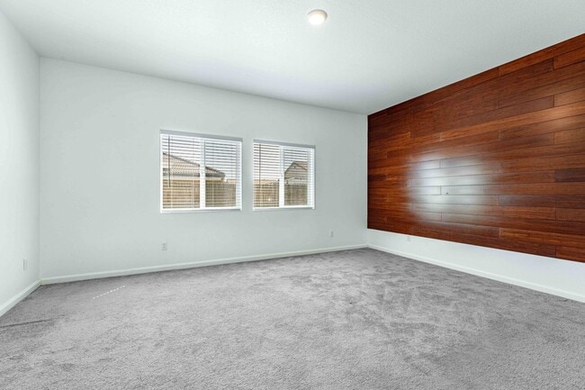 Building Photo - 4 bedroom home for RENT in Manteca with RV...