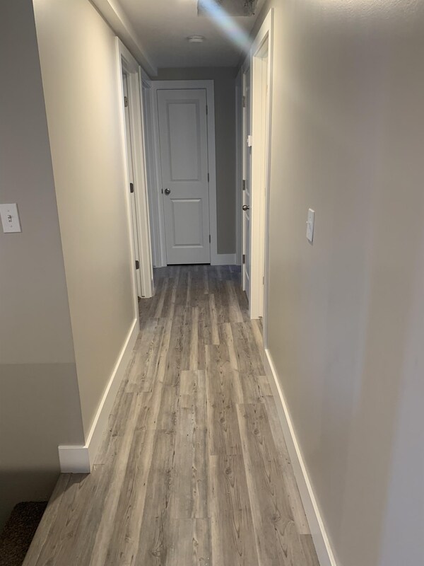 Building Photo - 3498 Valley Heights Dr