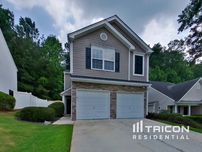 Primary Photo - 261 Silver Ridge Dr