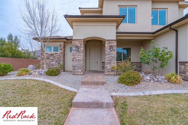 Building Photo - Pet Friendly 4 Bedroom Little Valley Home ...