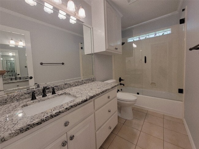 Building Photo - 9621 Monticello Dr